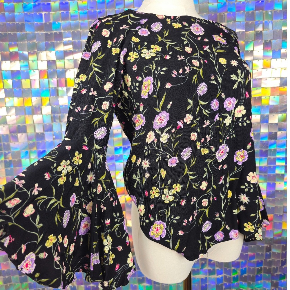 LC Lauren Conrad Floral Bell Sleeve Blouse Womens Medium Black Excellent Boho - Picture 2 of 9